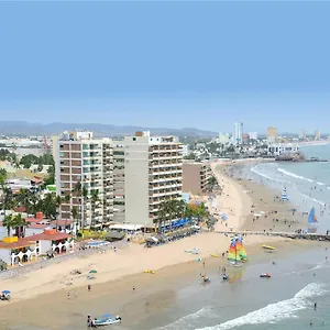 https://las-flores-beach-resort.mazatlan-hotels.com